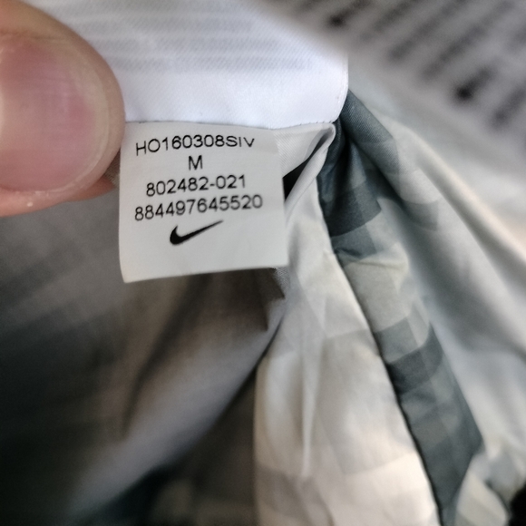 Nike International Jacket - Picture 9 of 9